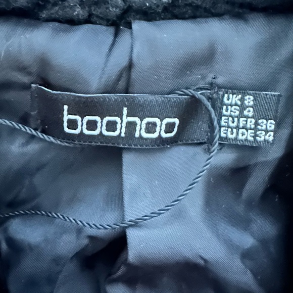 ✨ Boohoo Black Teddy Coat | Soft Warmth & Effortless Chic ✨ - Picture 7 of 7